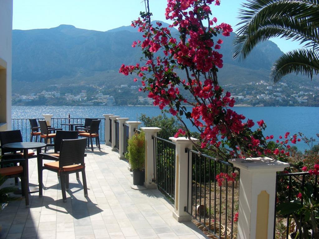 Hotel Porto Potha Telendos Экстерьер фото